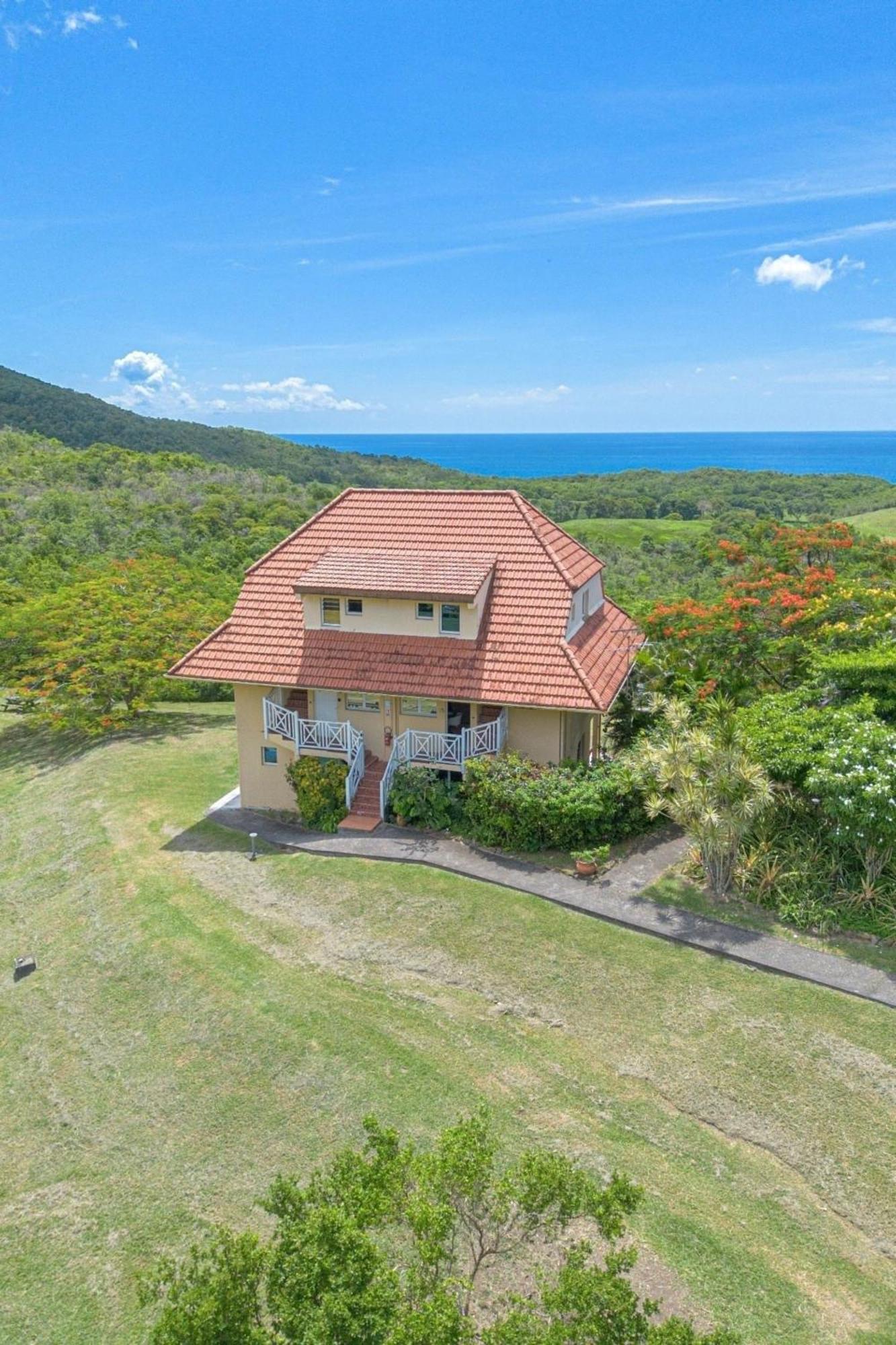 Domaine De L'Anse Ramier Aparthotel Les Trois-Ilets Exterior photo